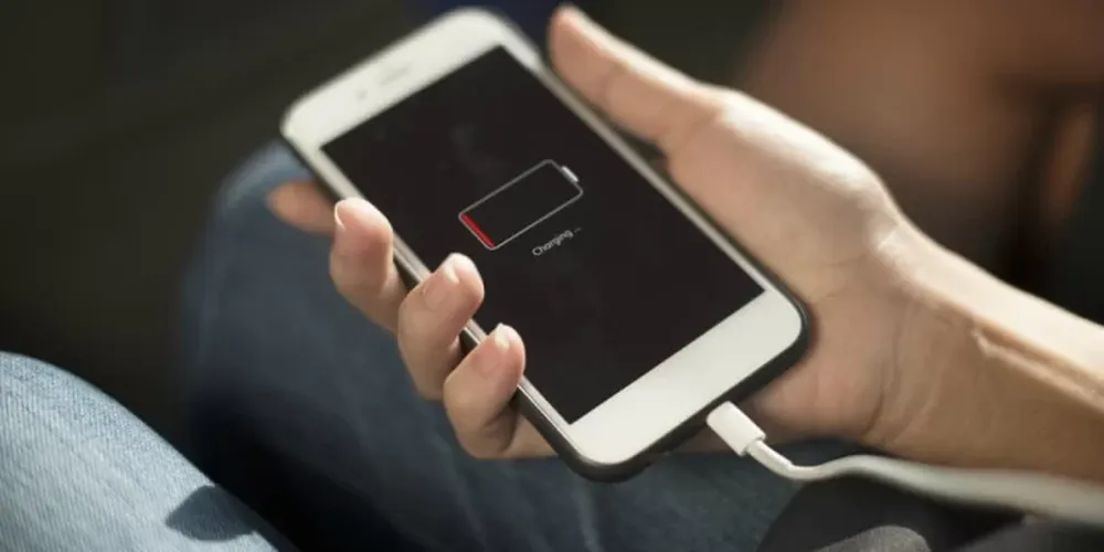 Por qué no usar estaciones gratuitas de carga para celulares