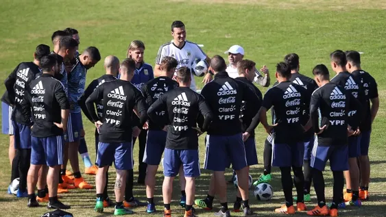 Cuál es el plan de Sampaoli para relajar a los jugadores