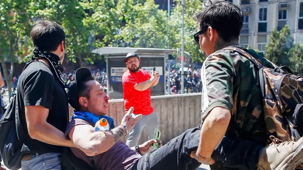 Chile define mañana su Presidente en un balotaje ajustado e híper polarizado