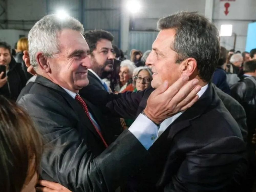 La CGT recibirá hoy a Sergio Massa y Agustín Rossi: un apoyo clave en tono electoral