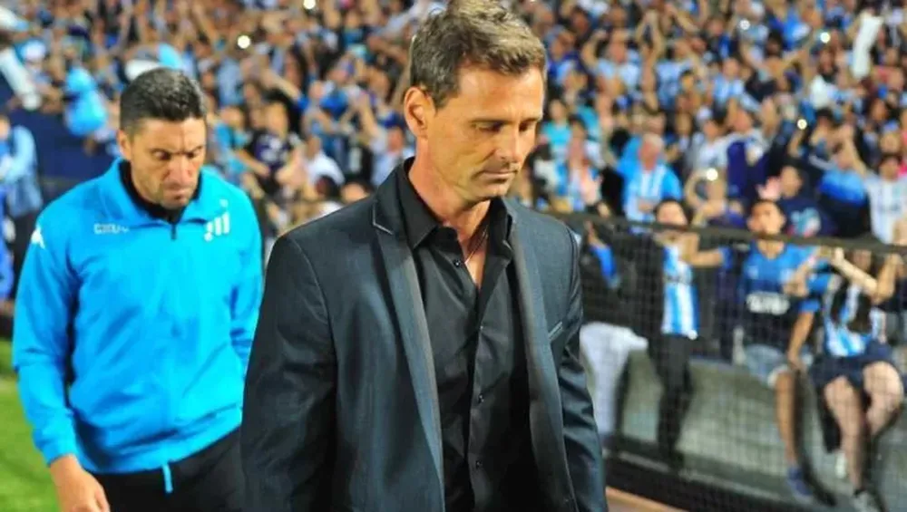 Diego Cocca renunció a la dirección técnica de Racing