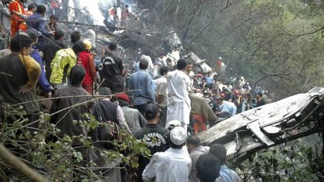 Tragedia aérea en Pakistán