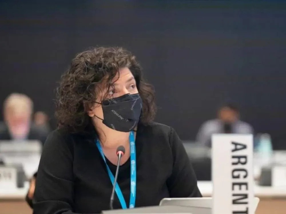 Carla Vizzotti dijo que cree que la Argentina “transita el pico de contagios”