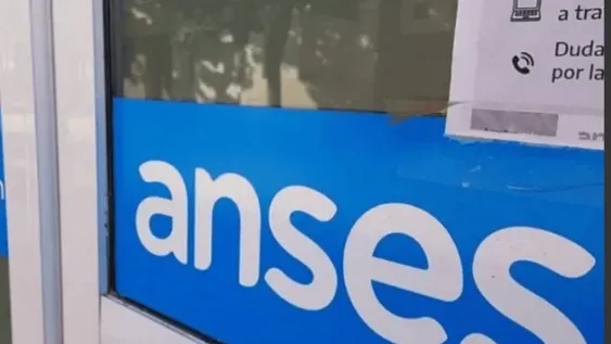Pagos de ANSES en enero de AUH, AUE, Asignaciones Familiares, jubilados y más