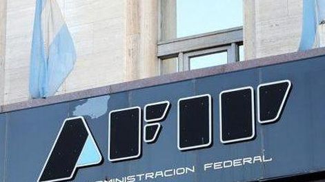 Escándalo en la frontera: quiso entrar al país con un tesoro escondido en un lugar insólito