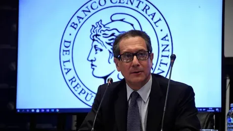 En un guiño al FMI, el Gobierno subió 2 puntos la tasa de interés