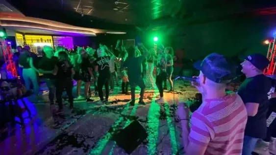 Tevez festejó el cumpleaños de su hija con más invitados de lo permitido