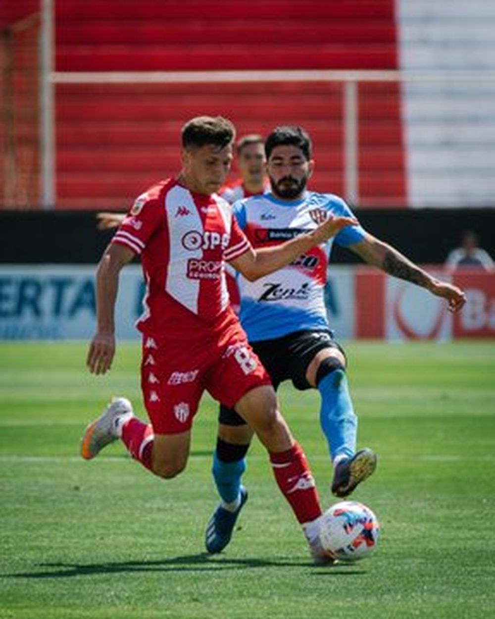 Unión venció a Patronato en Santa Fe tras la salida del DT Azconzábal