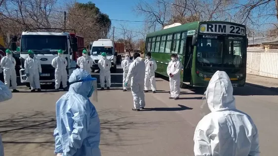 Dan consejos a personas aisladas