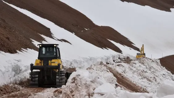 En San Juan aseguran que hasta que no deje el cargo Piñera no avanzará el túnel