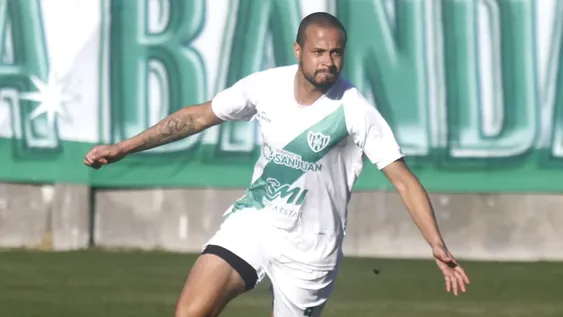 Domingo positivo para los sanjuaninos: Sportivo ganó y Peñarol empató con el líder Domingo positivo para los sanjuaninos: Sportivo ganó y Peñarol empató con el líder