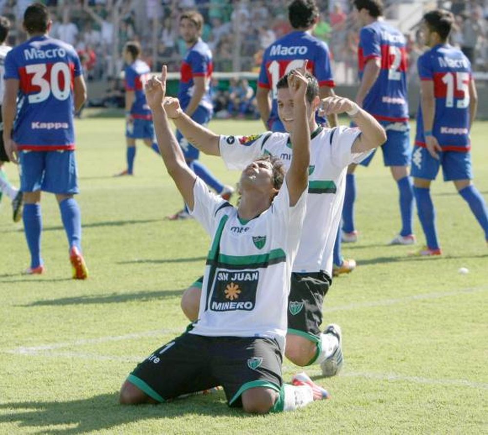 La dupla de ataque pudo volver al gol