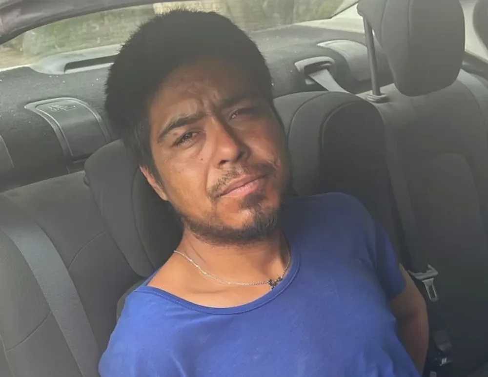 Vecinos denunciaron movimientos extraños en una obra en construcción: detuvieron a un delincuente que pretendía llevarse hierros y herramientas