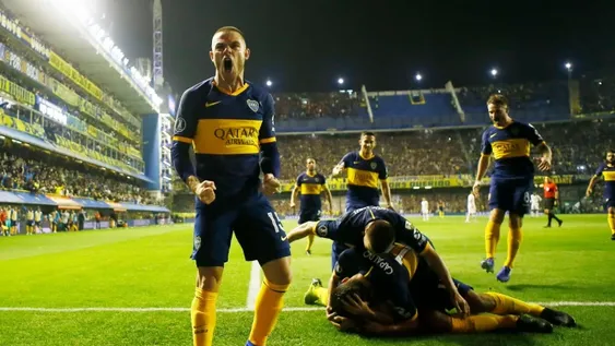 Boca impuso su autoridad frente a Atlético Paranaense y accedió a cuartos