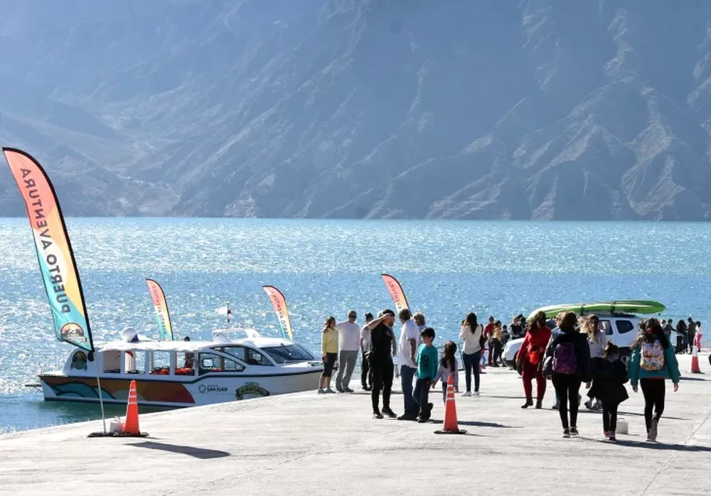 Según la CAME, los turistas gastaron $2.782 millones durante el fin de semana largo