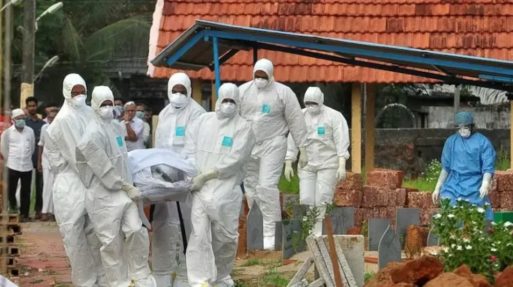 Brote del letal virus Nipah en India: confirmaron cinco casos y rastrearán a casi 200 personas por contactos estrechos