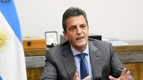 Massa pateó el tablero y será candidato a presidente de UxP