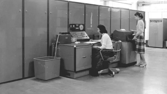 Clementina, la megacomputadora de 500 kilos que revolucionó el país