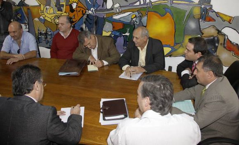Los médicos vuelven  al paro, pero que será declarado como ilegal