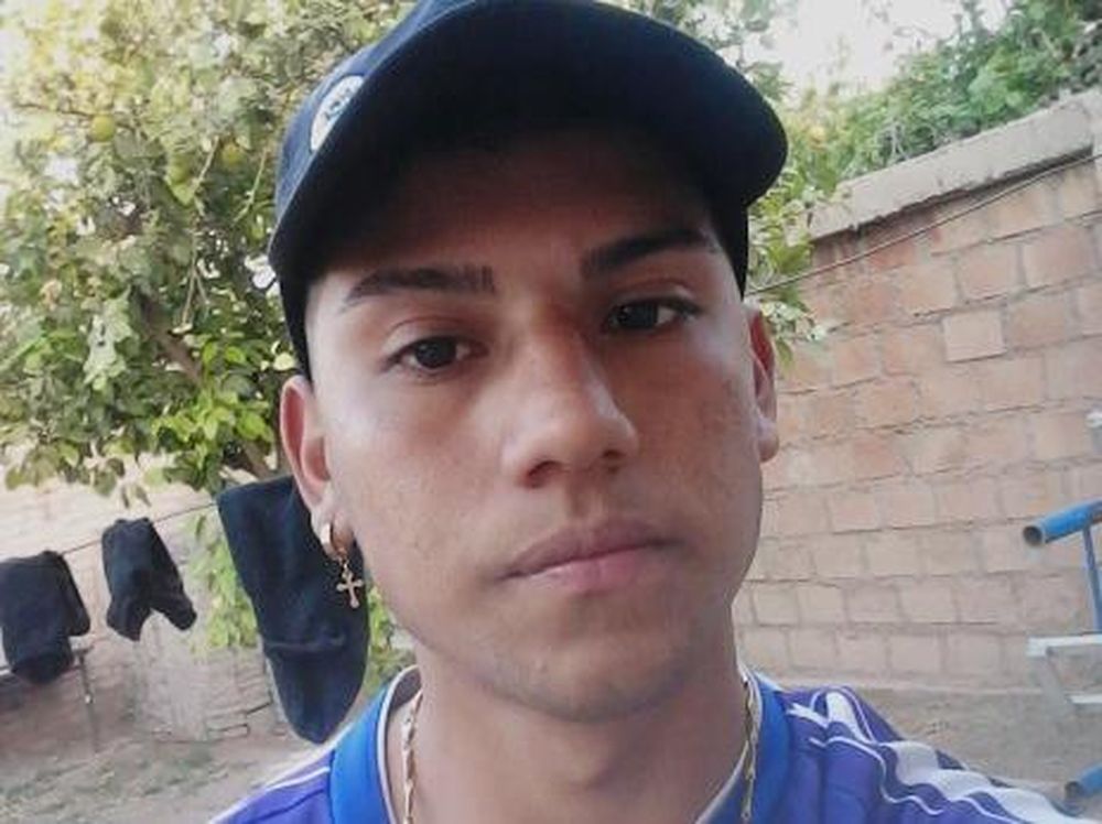 Piden ayuda para encontrar a un joven de 18 años que no regresó a su casa