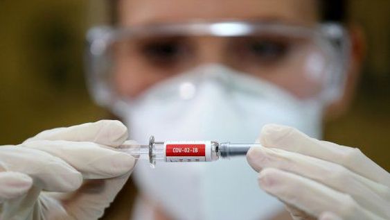 En Rusia confirmaron que hay acordadas 25 millones de vacunas pero aún no hay contrato