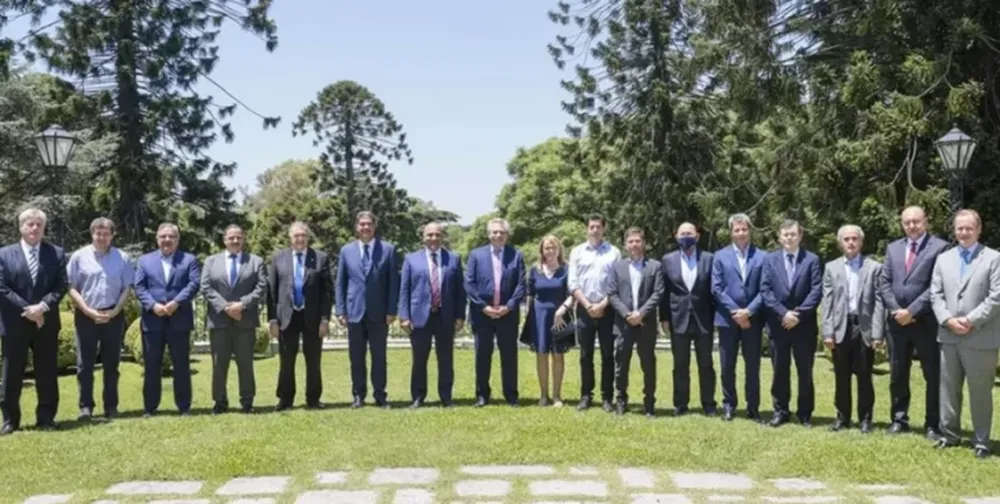 Los gobernadores del PJ apuran una cumbre para unificar posturas frente a las PASO