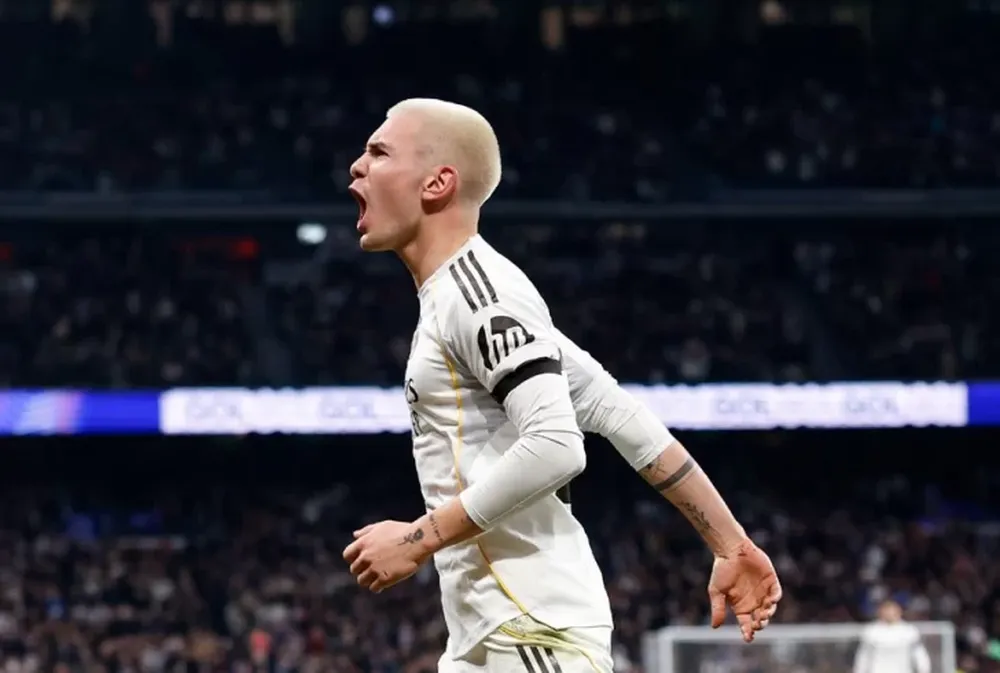 Noche consagratoria de Mastantuono en el Bernabéu: gol, ovación y figura en la goleada del Real Madrid