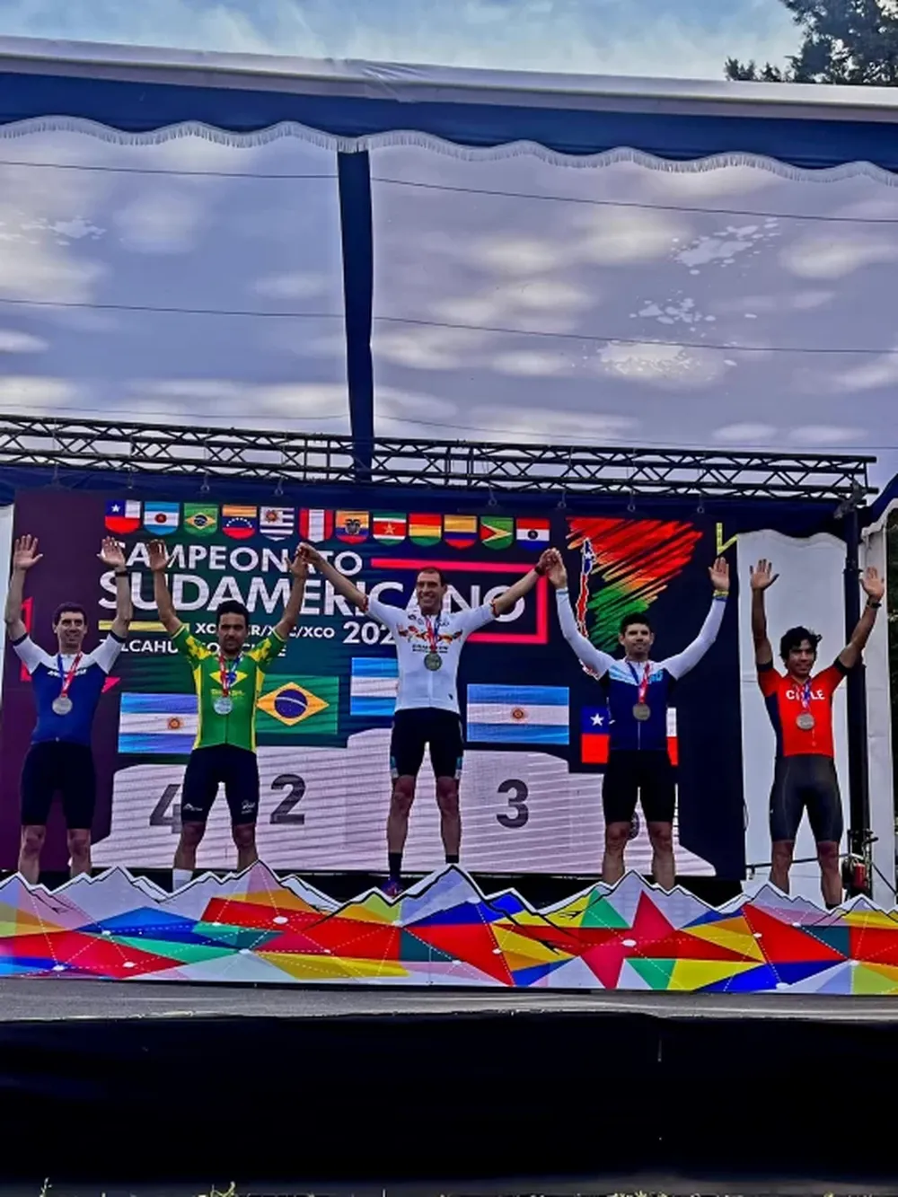 Campeón, Hugo Pernini ganó el Sudam de Talcahuano. Mauro Berrocal fue tercero en Chile.