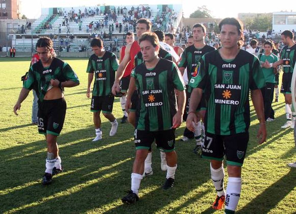 El bajón, por línea