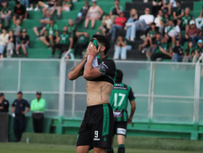 san martin dejo pasar una gran chance en casa y cayo 2-1 ante almagro