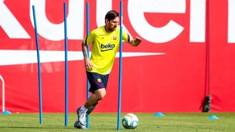 Messi volvió a las prácticas en Barcelona tras la suspensión por coronavirus