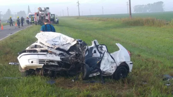 Santa Fe: 6 muertos por por un choque entre autos