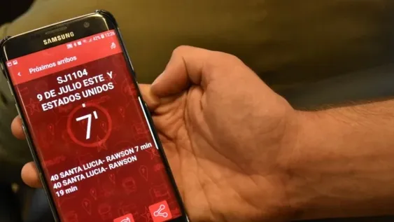 El próximo mes estará disponible la nueva app para el seguimiento de colectivos