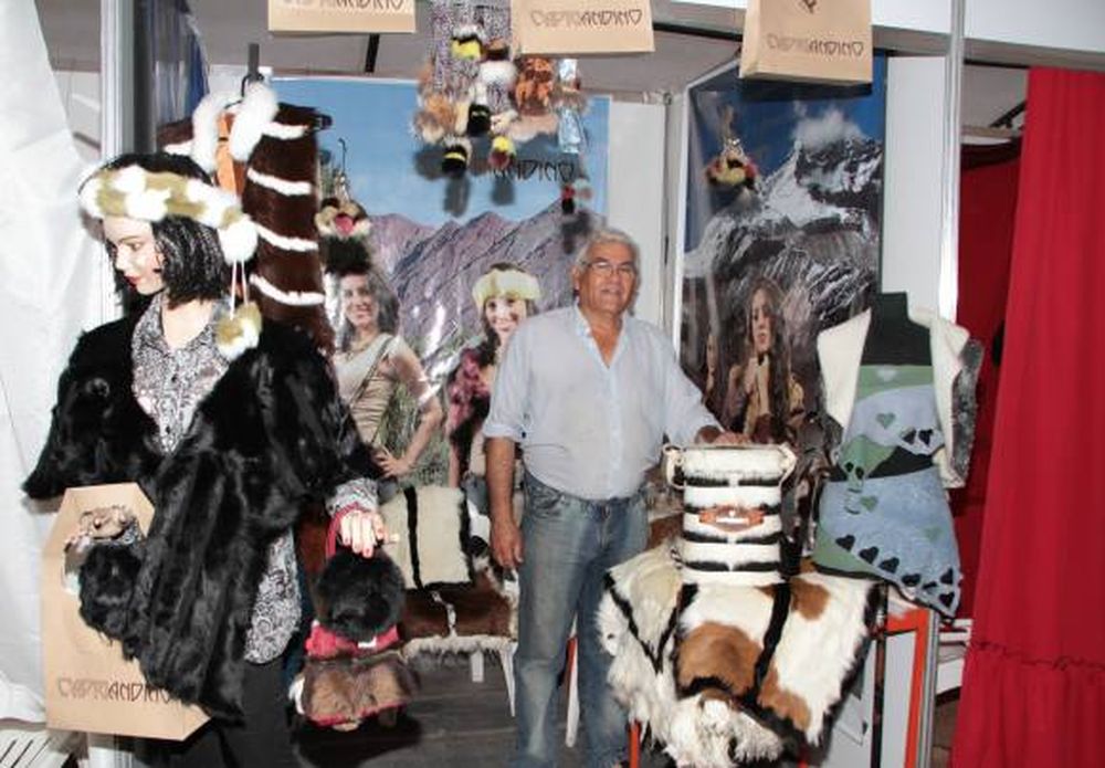 Pegó un salto la feria de regalos navideños