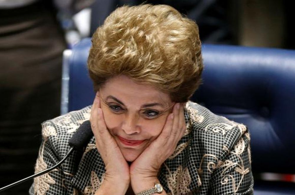 Rousseff, entre la firmeza y los llantos en su alegato