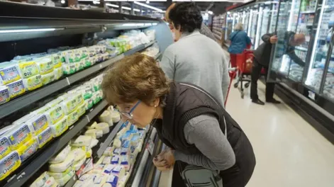 Alimentos. Es el rubro que más impacta en el bolsillo de las personas que menos tienen y que casi todos sus ingresos van a ese destino