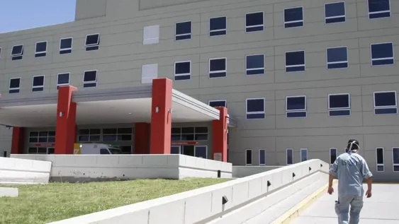 Los golpearon, cortaron y a uno le hundieron el cráneo: dijeron que intentaron robarles