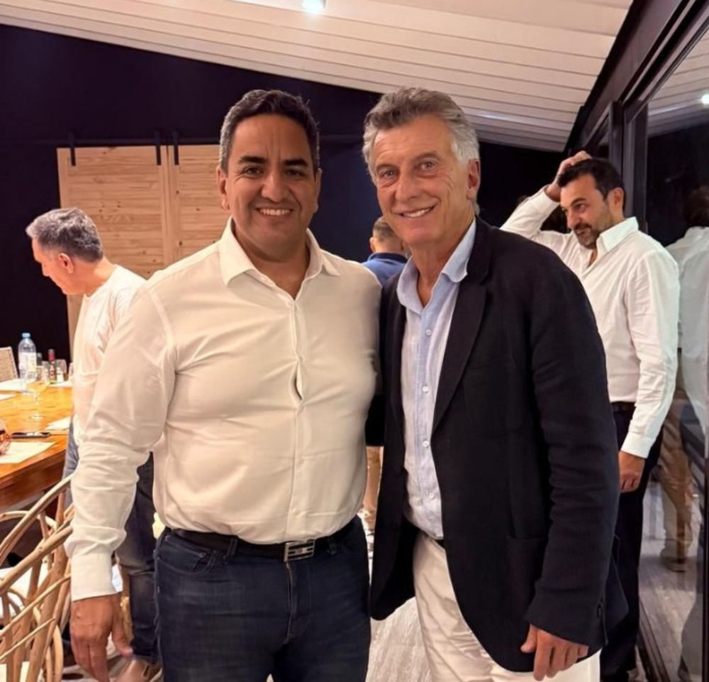El legislador sanjuanino Enzo Cornejo participó de la cumbre del PRO junto a Mauricio Macri