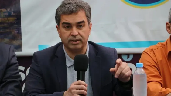 arancibia busca volver a la escena politica con un plan contra el sobreendeudamiento y el partido compromiso