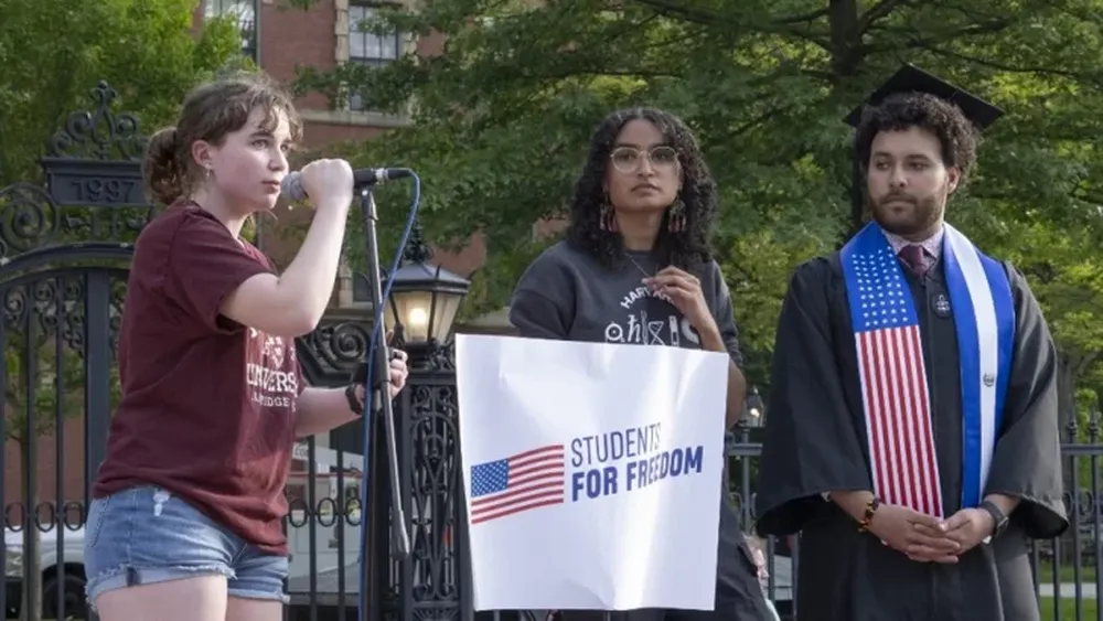 Estados Unidos suspendió la tramitación de visas para estudiantes extranjeros