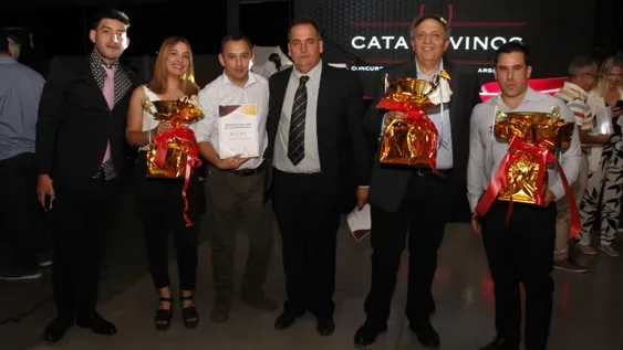 Un blanco sanjuanino se llevó el primer lugar en los “Gran Oro” y lo siguieron tres tintos