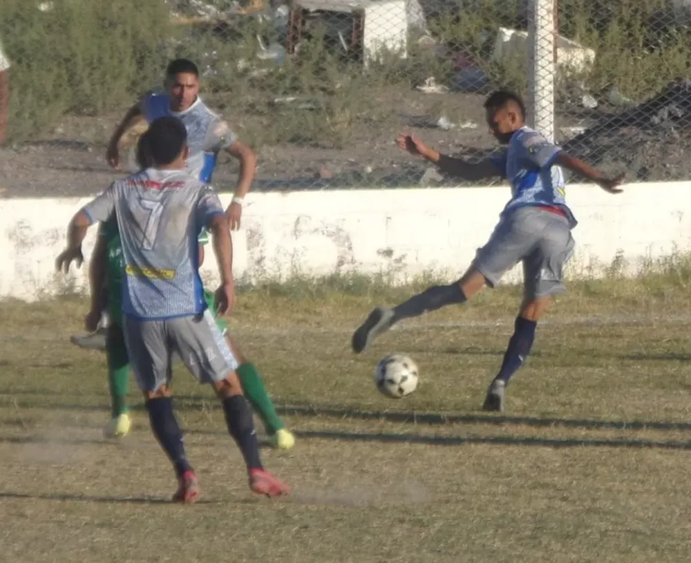 El puntero Unión y el escolta San Martín se cruzan el domingo en una fecha clave