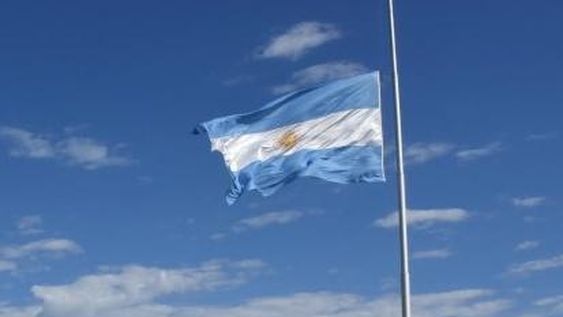 San Juan adhiere al decreto de duelo por las 100.000 muertes por Covid: qué implica