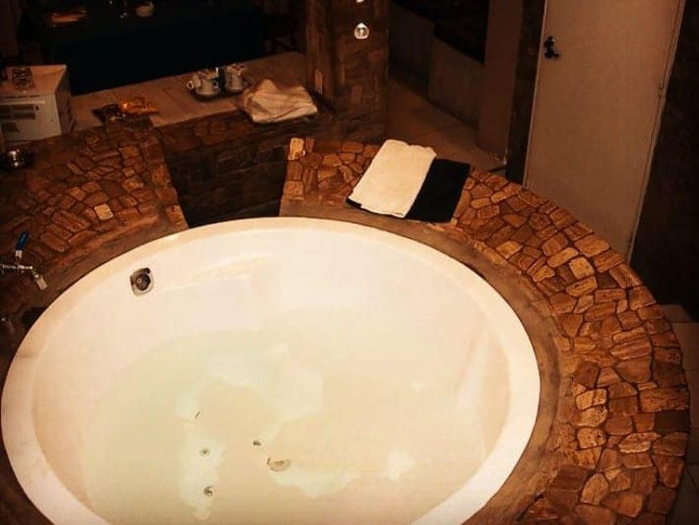 Hombre muere tras descompensarse en un hotel alojamiento