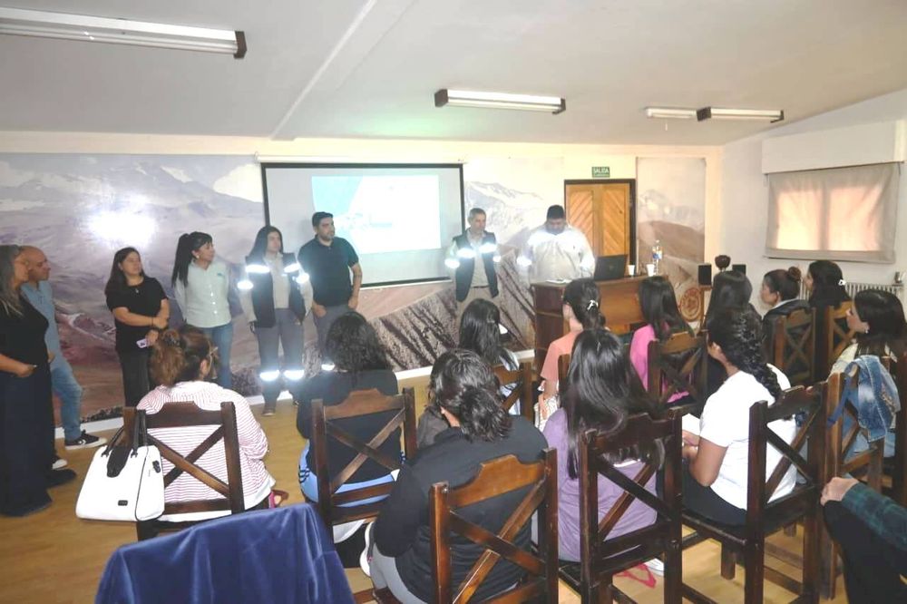 En Igesia arrancó la capacitación en conducción de vehículo de gran porte destinado a un nuevo grupo de mujeres del departamento.