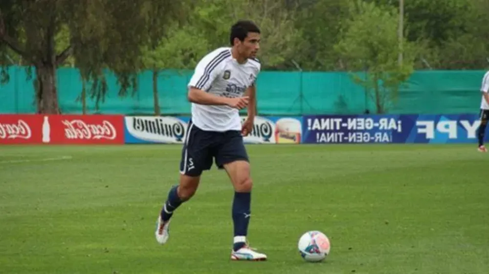 Facundo Onraita llega a reforzar la defensa de San Martín