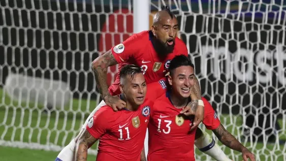 Chile mostró la chapa de campeón y liquidó a Japón 4-0