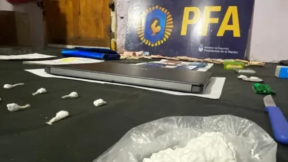 La PFA reventó dos almacenes de Rawson y Chimbas donde se vendía droga: 3 detenidos