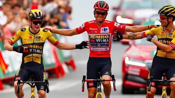 Kuss ya sueña despierto