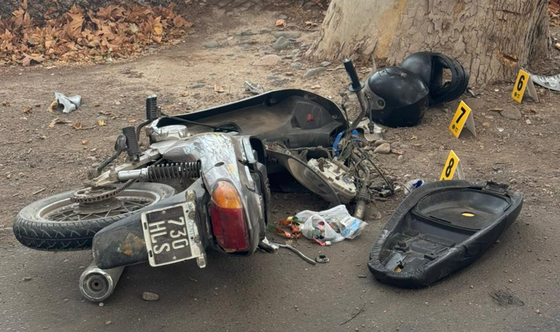 La identidad de la motociclista era María Estefanía Durán, de 29 años. Aparentemente el camión frenó su marcha y la joven no pudo esquivarlo.&nbsp;